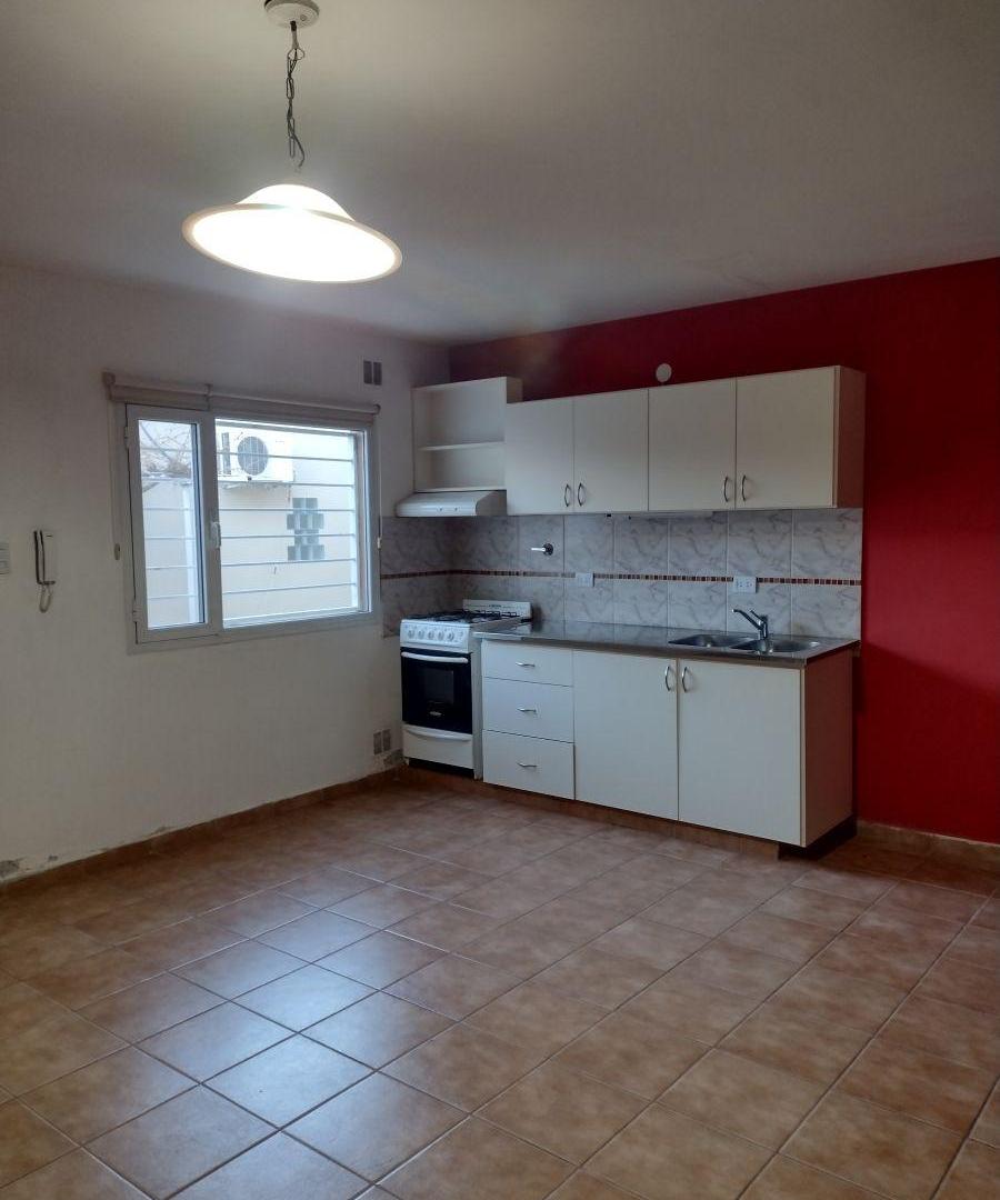 Foto de Departamento interno con patio, imagen 2