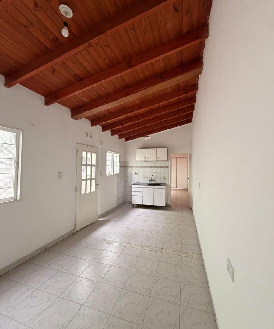 Foto de DEPARTAMENTO 1 DORMITORIO CENTRICO - SIN EXPENSAS, imagen 1
