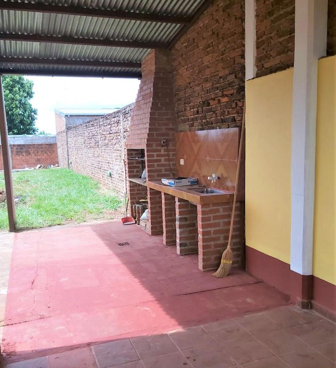VENDO  HERMOSA CASA EN POSADAS MISIONES