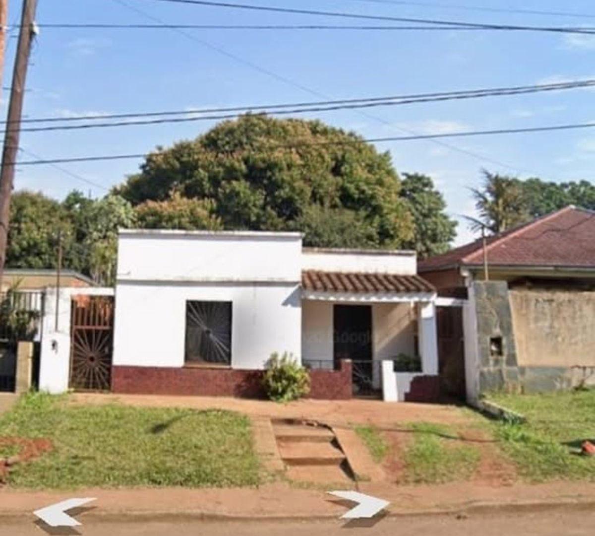 Excelente Oportunidad..!!VENDO Terreno con casa a reciclar