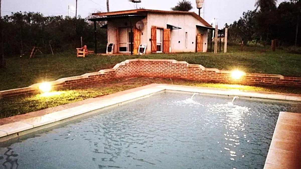 Alquilo Hermosa Casa Amoblada con quincho cerrado 3