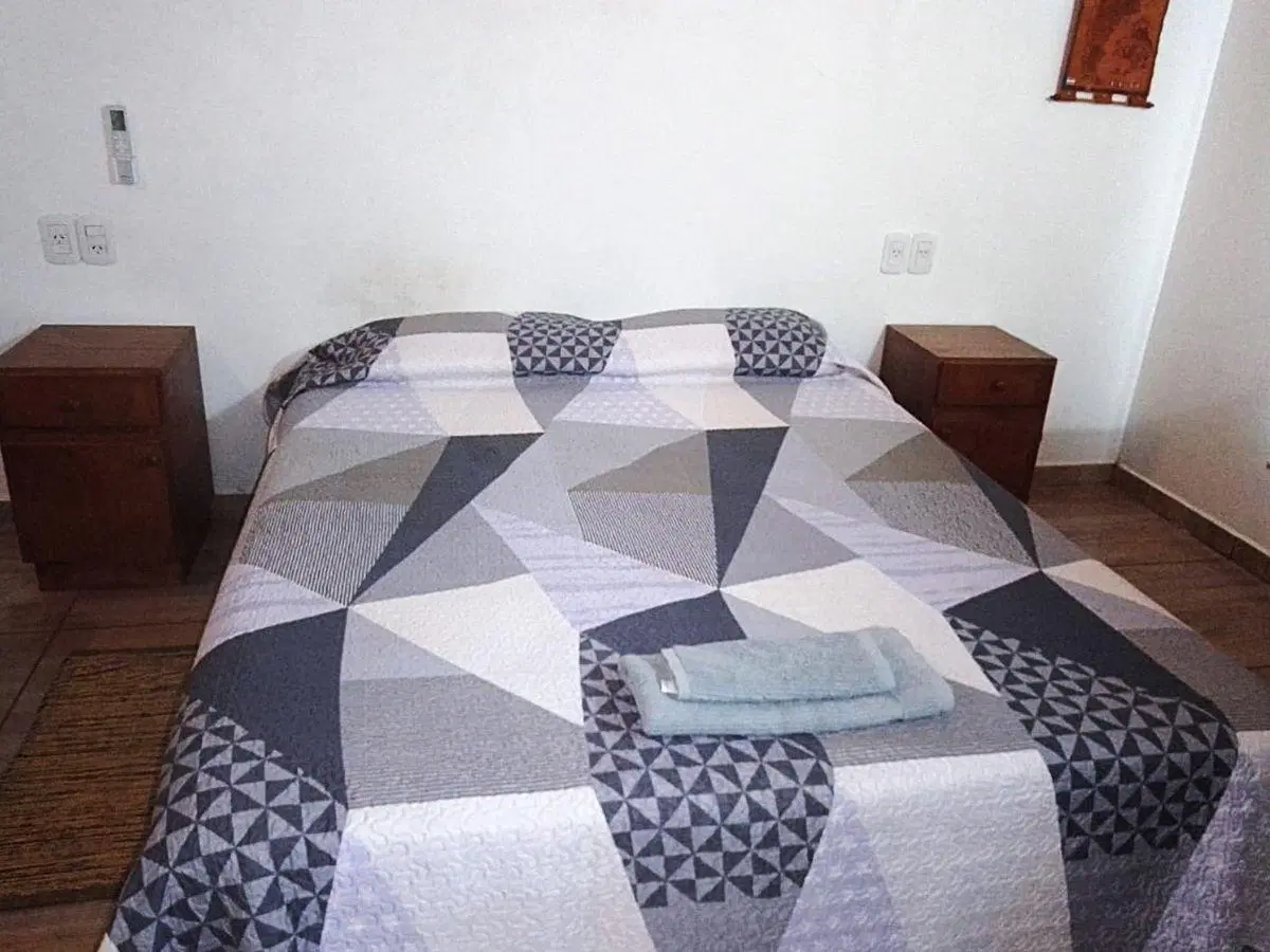 Alquilo Hermosa Casa Amoblada con quincho cerrado 4