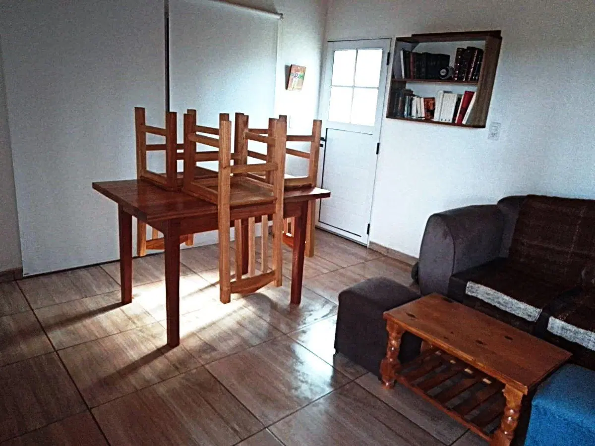 Alquilo Hermosa Casa Amoblada con quincho cerrado 5