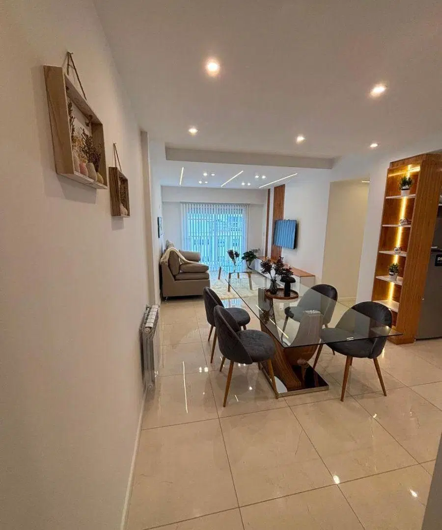 En venta Espectacular departamento de cuatro ambientes a la calle con balcón corrido - Mar del Plata 4
