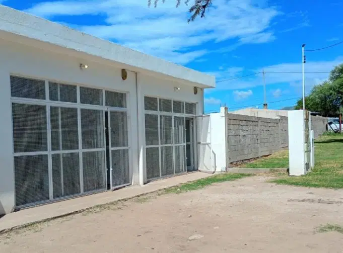 Alta Gracia Liquido 3 locales Comerciales , cochera,apto 4, Entrega u$S 15.000 y cuotas 4