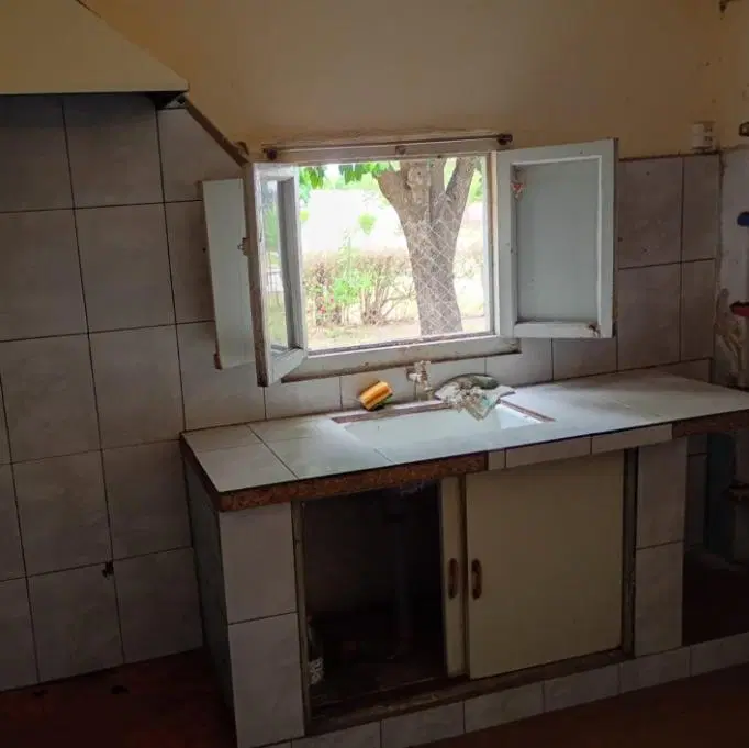 Casa en Villa San Isidro con Escritura y todos los servicios 4