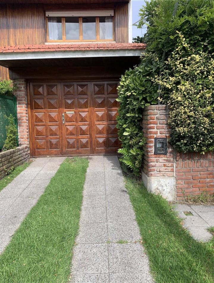 Hermoso Chalet 2 Plantas Azcuenaga Esq. Urquiza 4