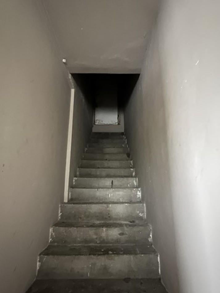 Foto de OPORTUNIDAD LOCAL + DPTO. 3 AMB. EN ESQUINA + ESPACIO AEREO, imagen 4