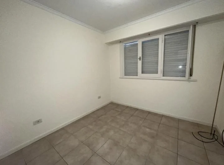 Dpto. 2 amb. calle piso radiante-mucho sol 3