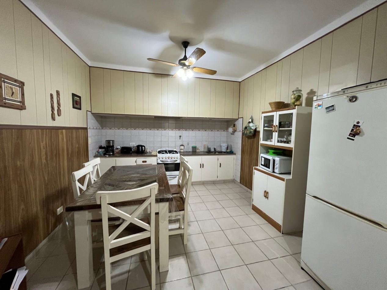 Foto de Casa mas 2 Dptos. (Block), imagen 2