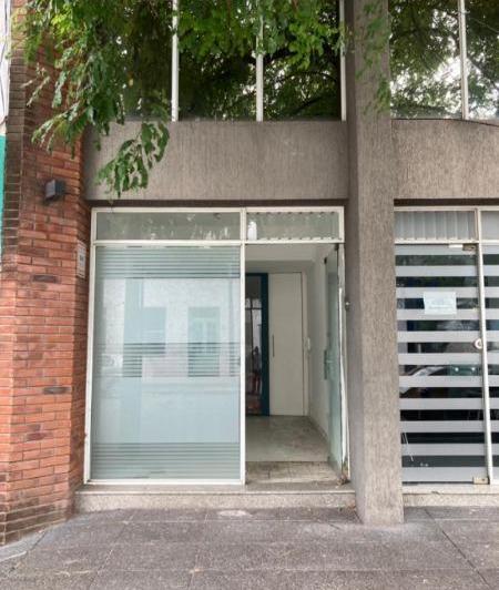 LOCAL EN ALQUILER MACROCENTRO 3