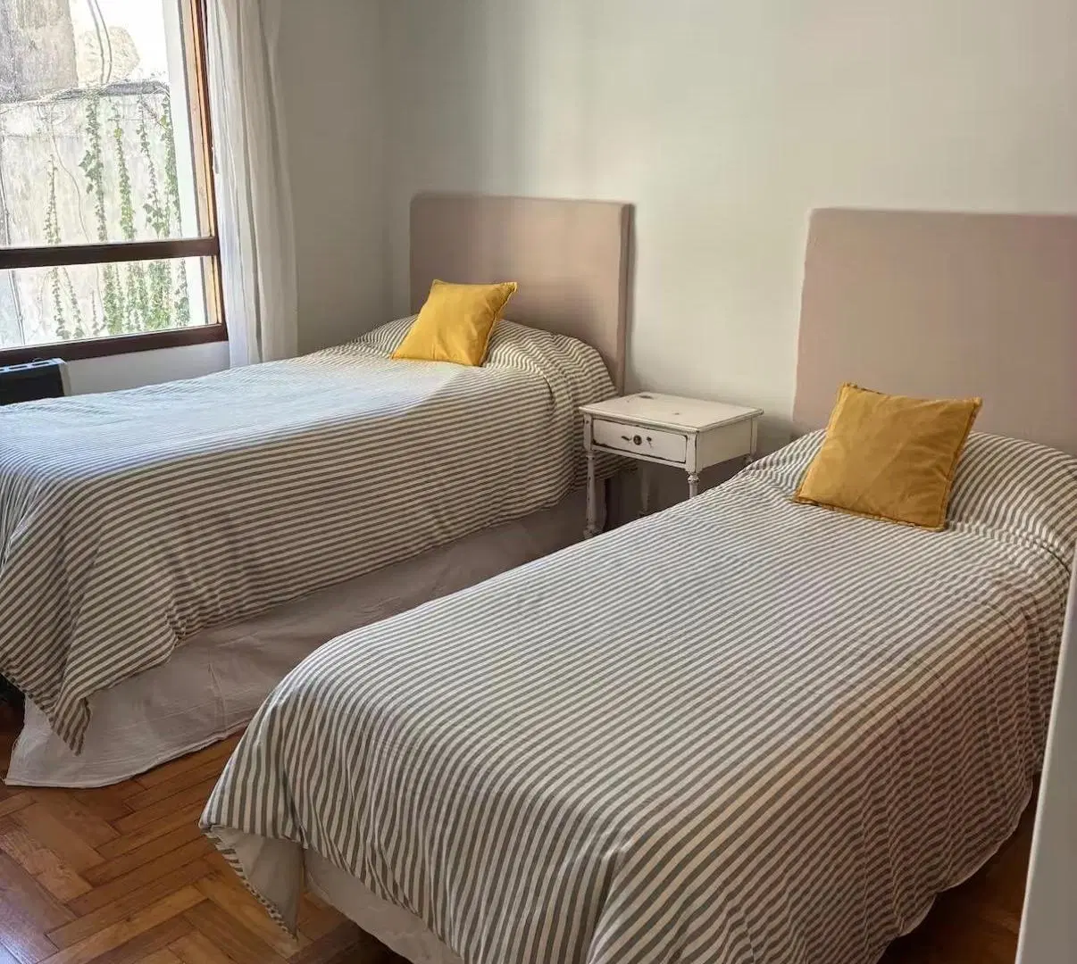 Departamento en Alquiler en Playa Grande 3