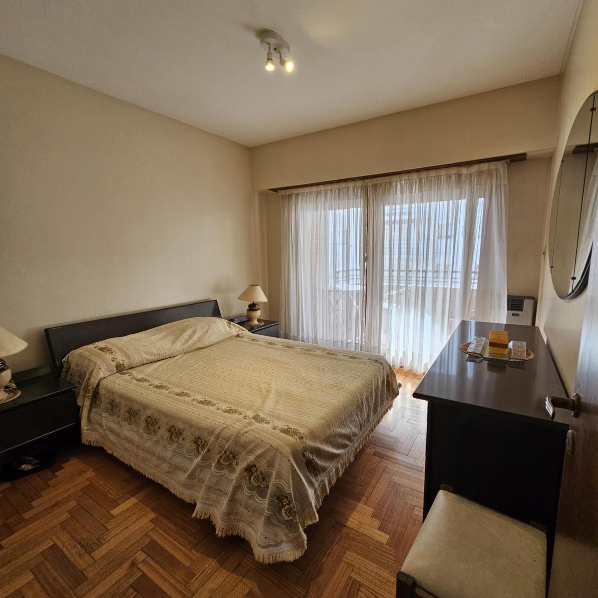 Departamento en La Perla 4
