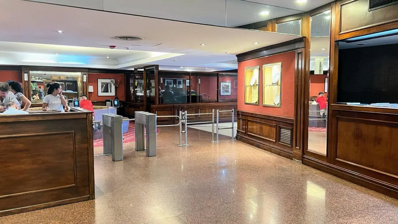Venta Departamento/Oficina - Av. Corrientes y Esmeralda - Piso 11 - Excelente Ubicación. 4