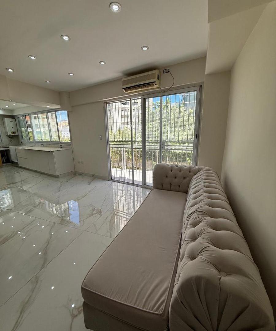 Foto de Venta departamento 4 Amb con cochera, imagen 3