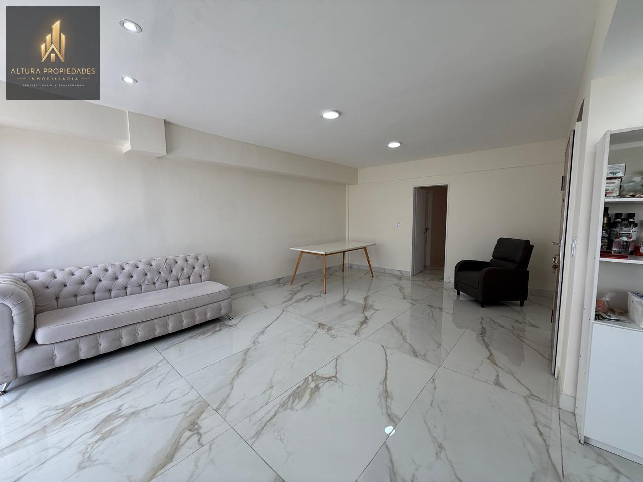 Foto de Venta departamento 4 Amb con cochera, imagen 1