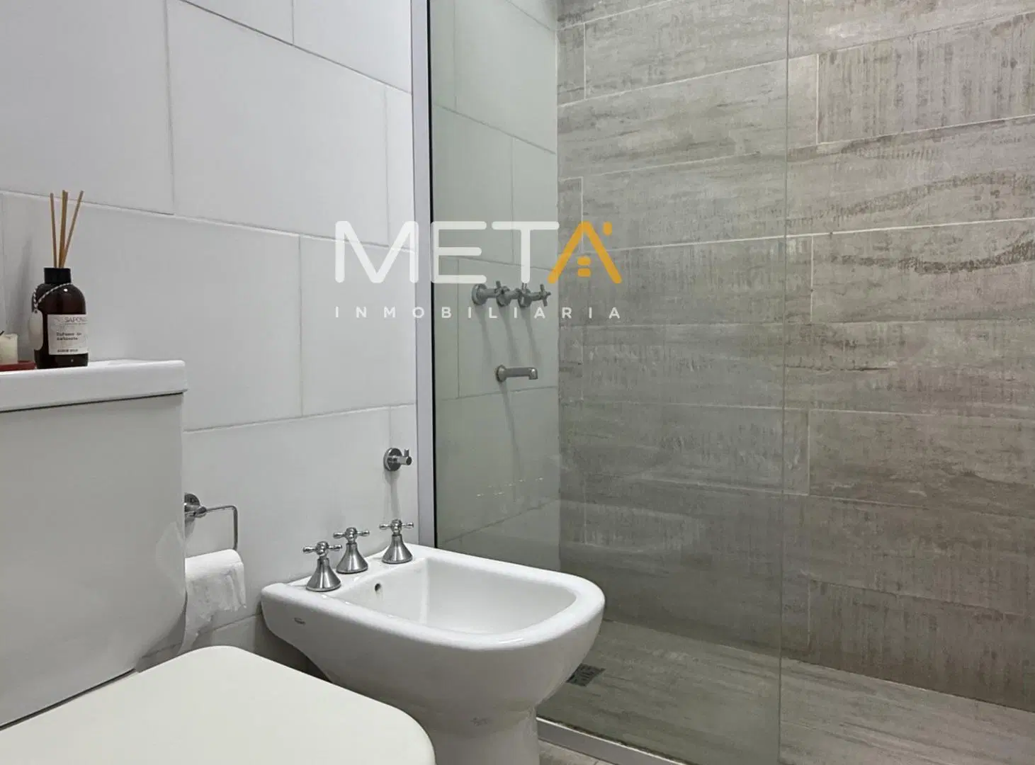 CASA EN VENTA BARRIO PROCREAR YERBA BUENA 5