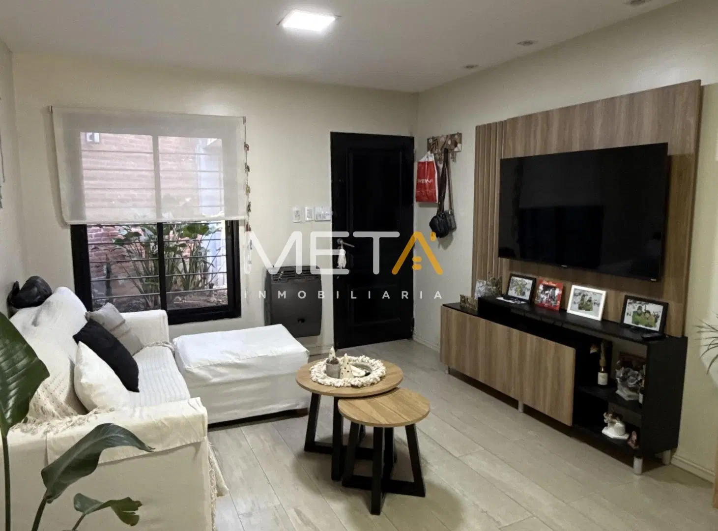 CASA EN VENTA BARRIO PROCREAR YERBA BUENA 2