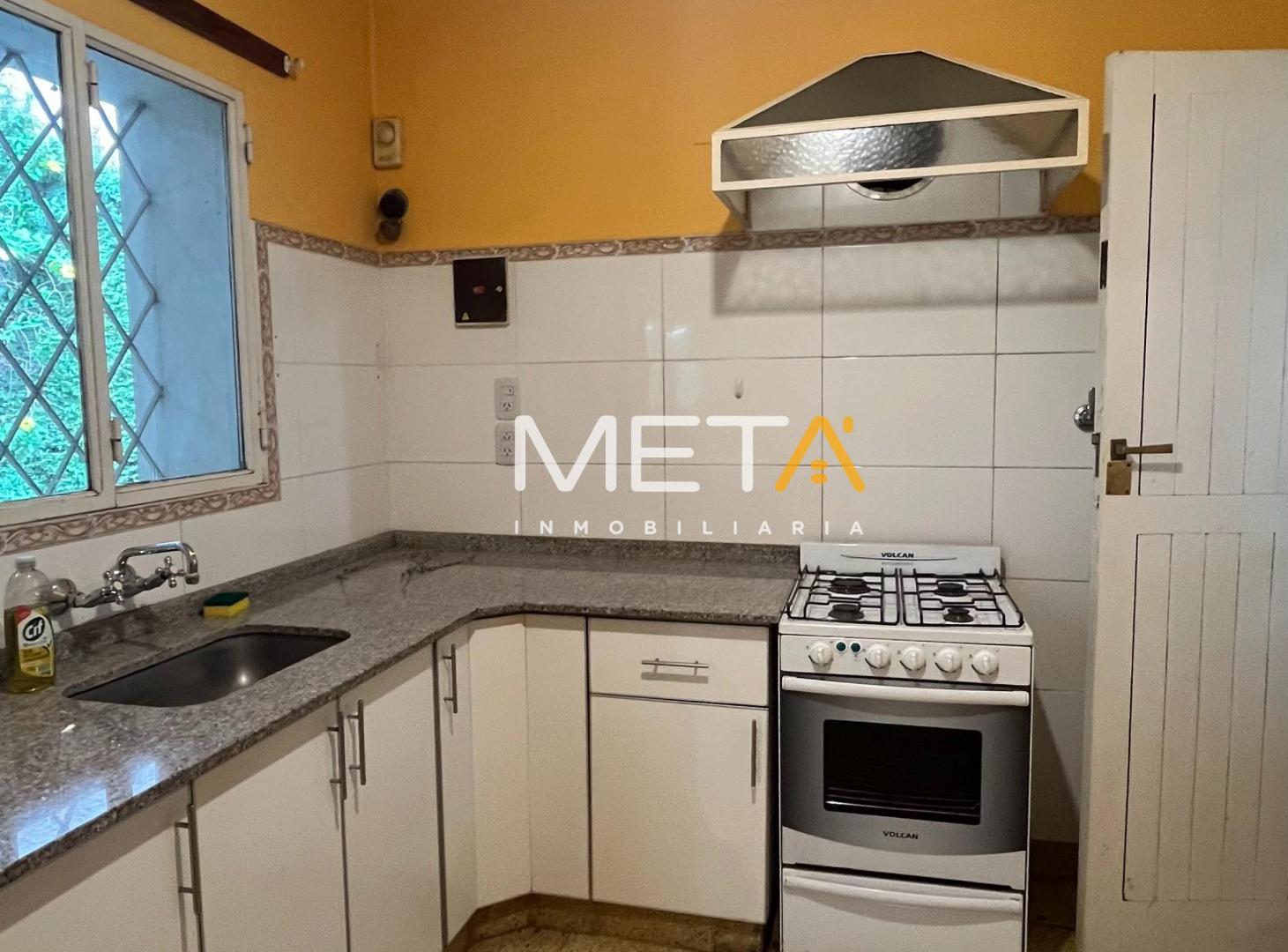 Foto de CASA EN VENTA DIEGO DE VILLAROEL 400 YERBA BUENA A 2 CUADRAS DE AV ACONQUIJA 400, imagen 3