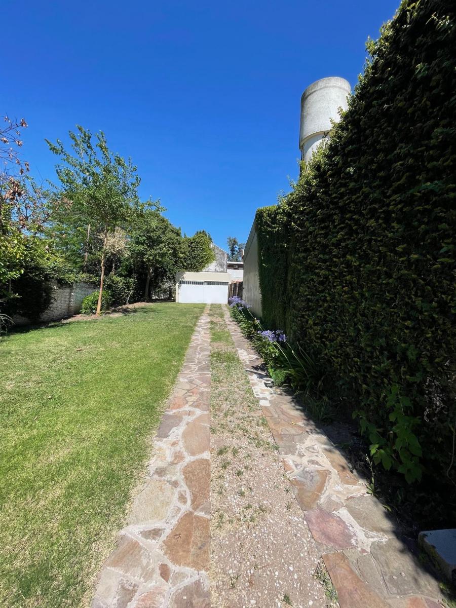 Casa Ambrosetti 300, Reciclada, Impecable Estado, Jardin, Fisherton 4
