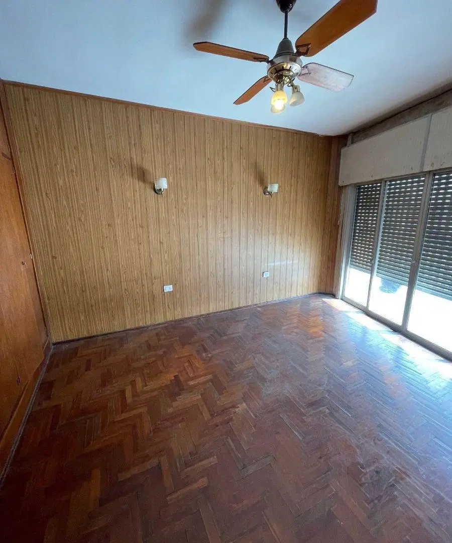 Casa con 130 m² en alquiler, planta alta, Eva peron 6800, Barrio Belgrano, 2 habitaciones 1