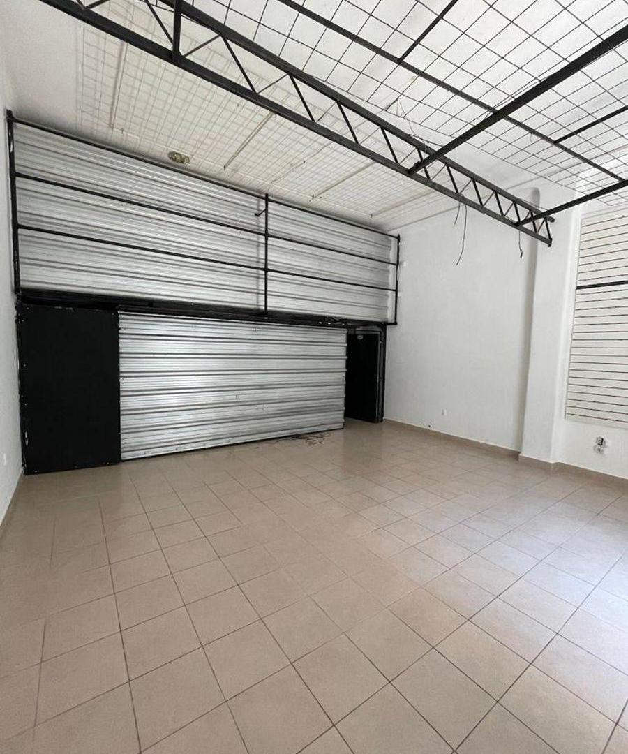 Foto de Local de 120 m² ,en alquiler en el Centro, con entrepiso, Moreno y san, imagen 3
