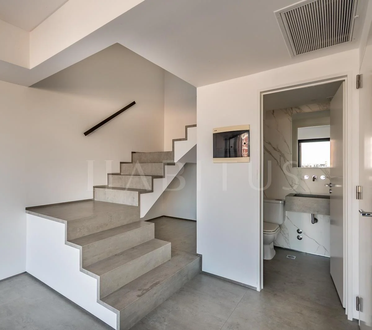 Venta Dúplex de 3 Ambientes en Edificio Azcuy en Caballito 1