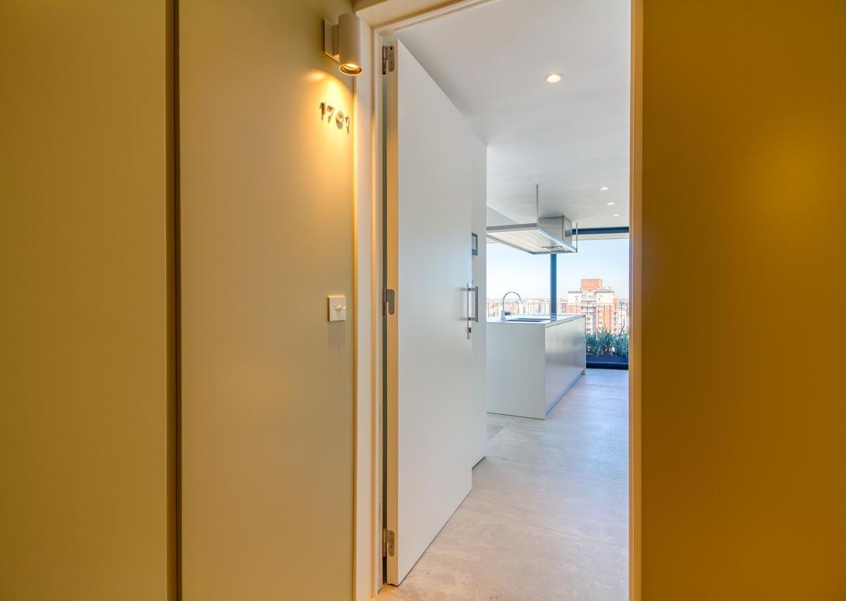 Venta Departamento 4 Ambientes con Terraza en Flores Azcuy 2