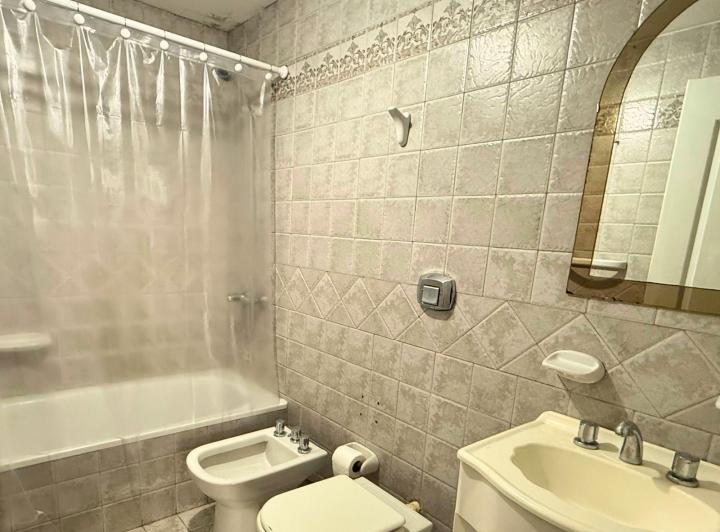 Departamento en alquiler monoambiente con balcón en Caballito 4