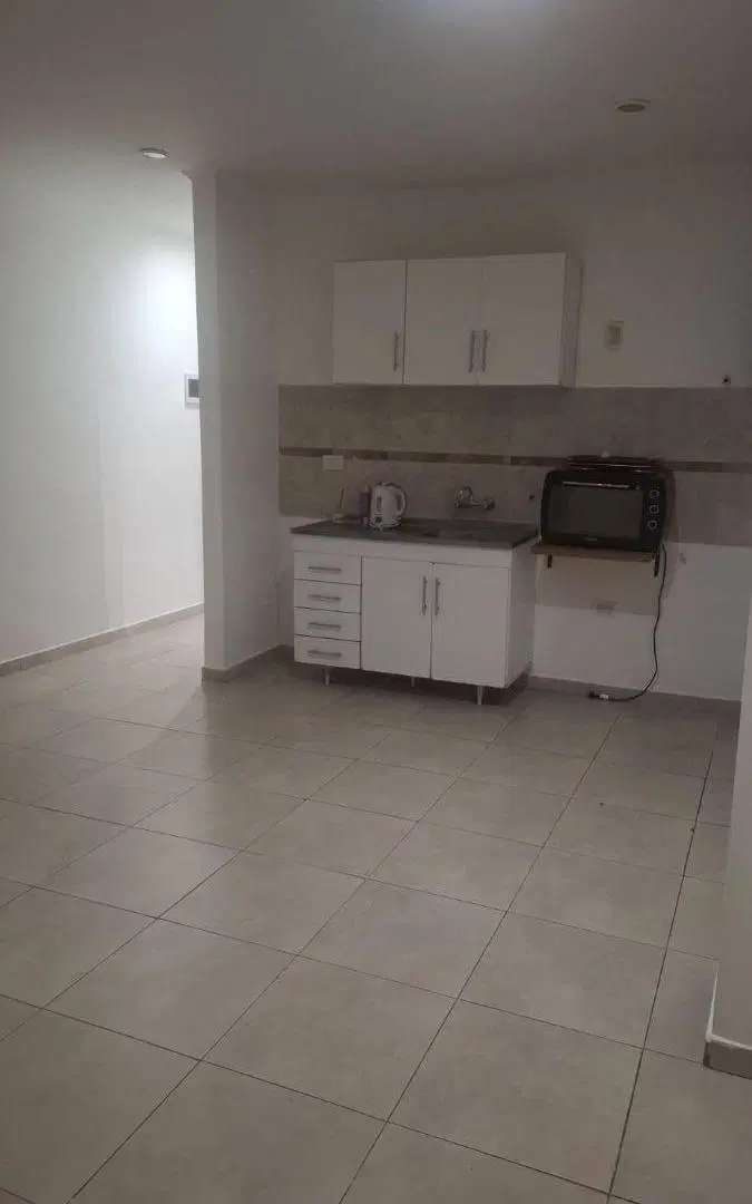 Monoambiente Céntrico con balcón 5