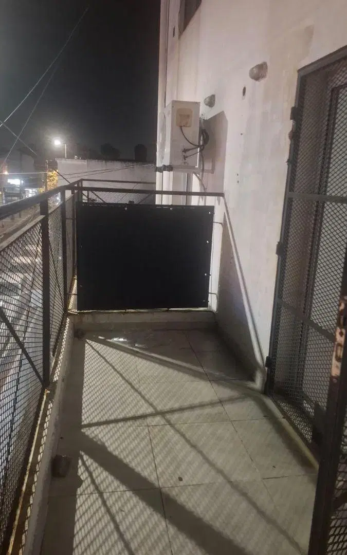 Monoambiente Céntrico con balcón 4