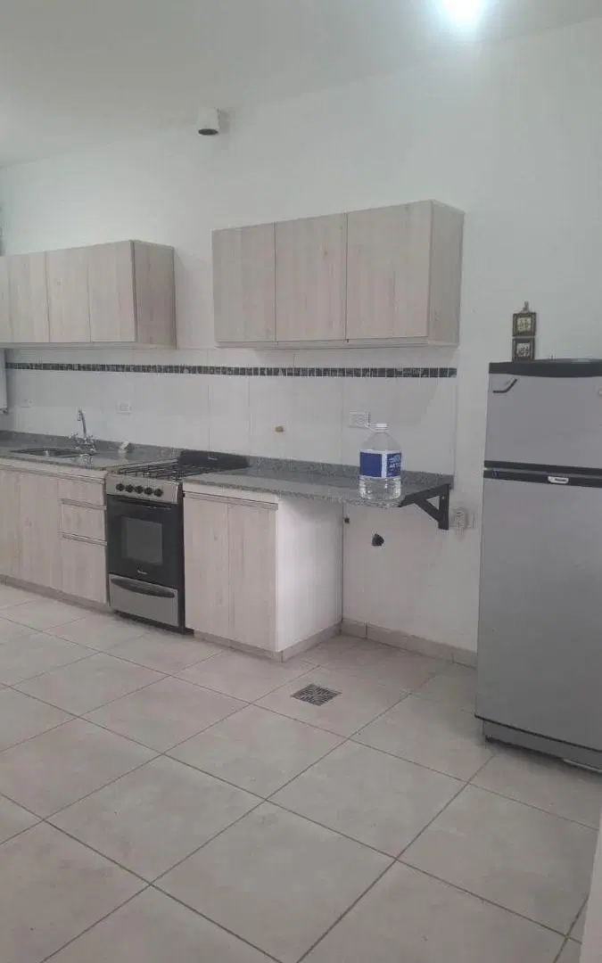 Departamento con cochera 4
