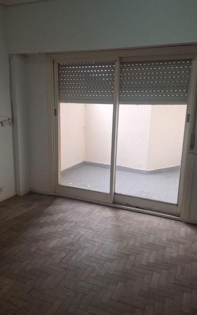 Departamento, con patio