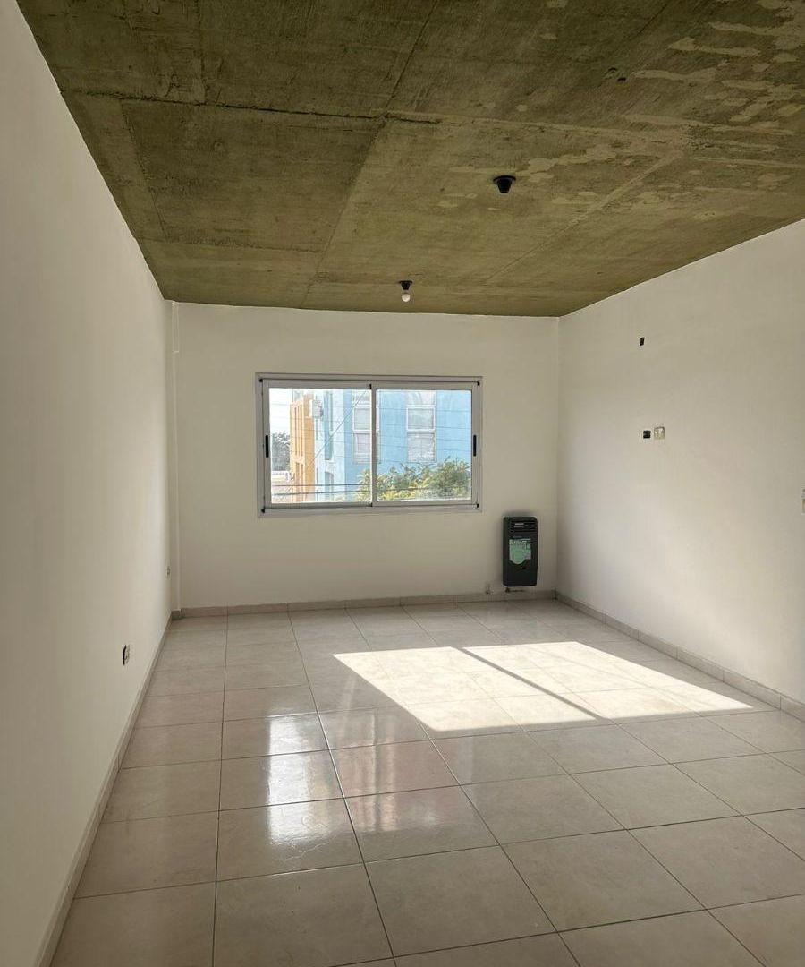 Foto de Alquiler Monoambiente Céntrico, sin deposito para ingresar., imagen 1