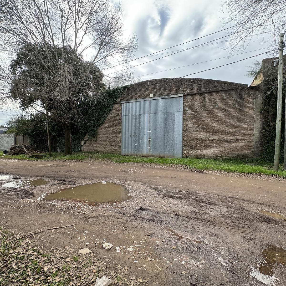Importante Galpón en Calle Roca, a m de del Carmen, Cañuelas. 1