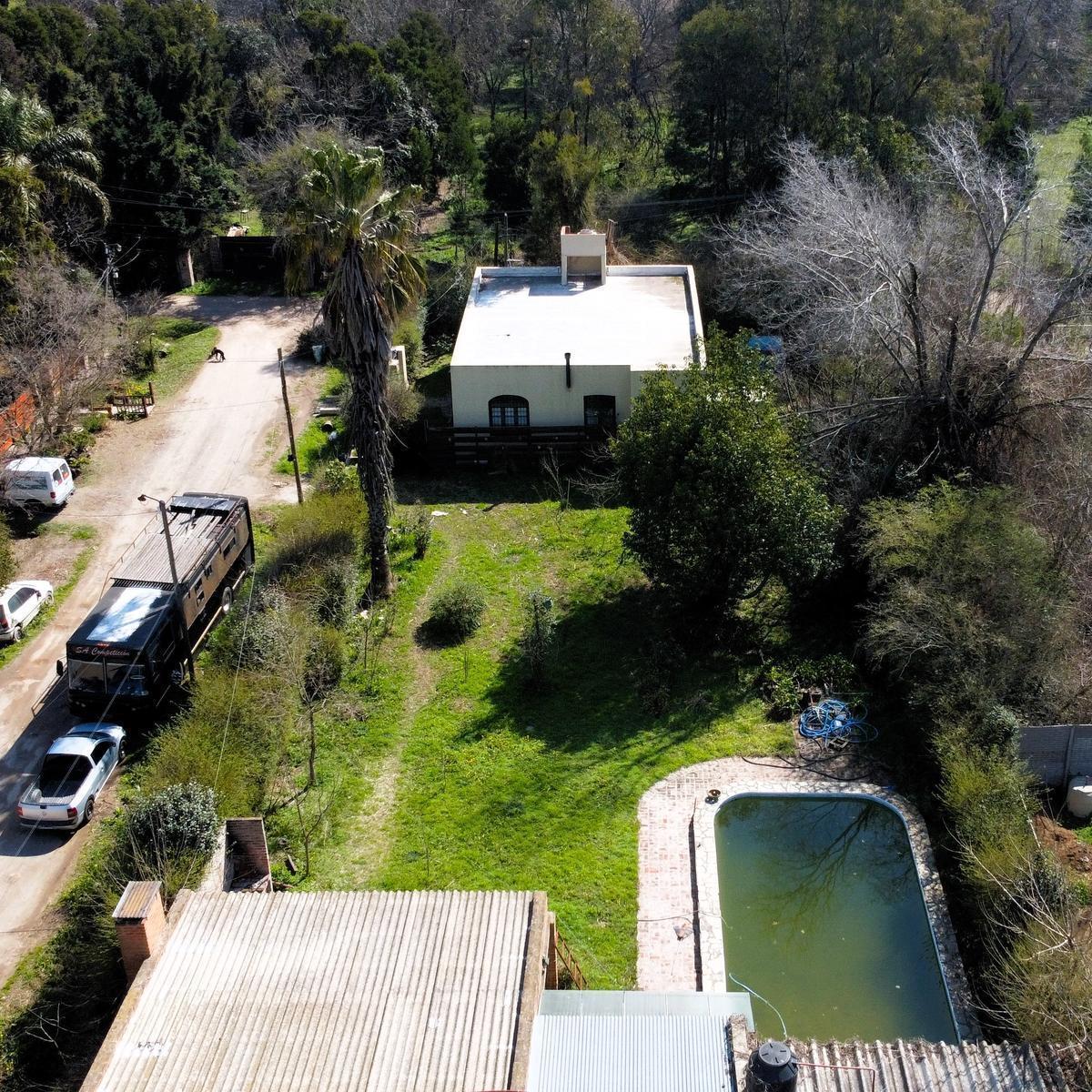 Quinta en Haití Al 700, Esquina Roque Saenz Peña, Barrio Caisol 2