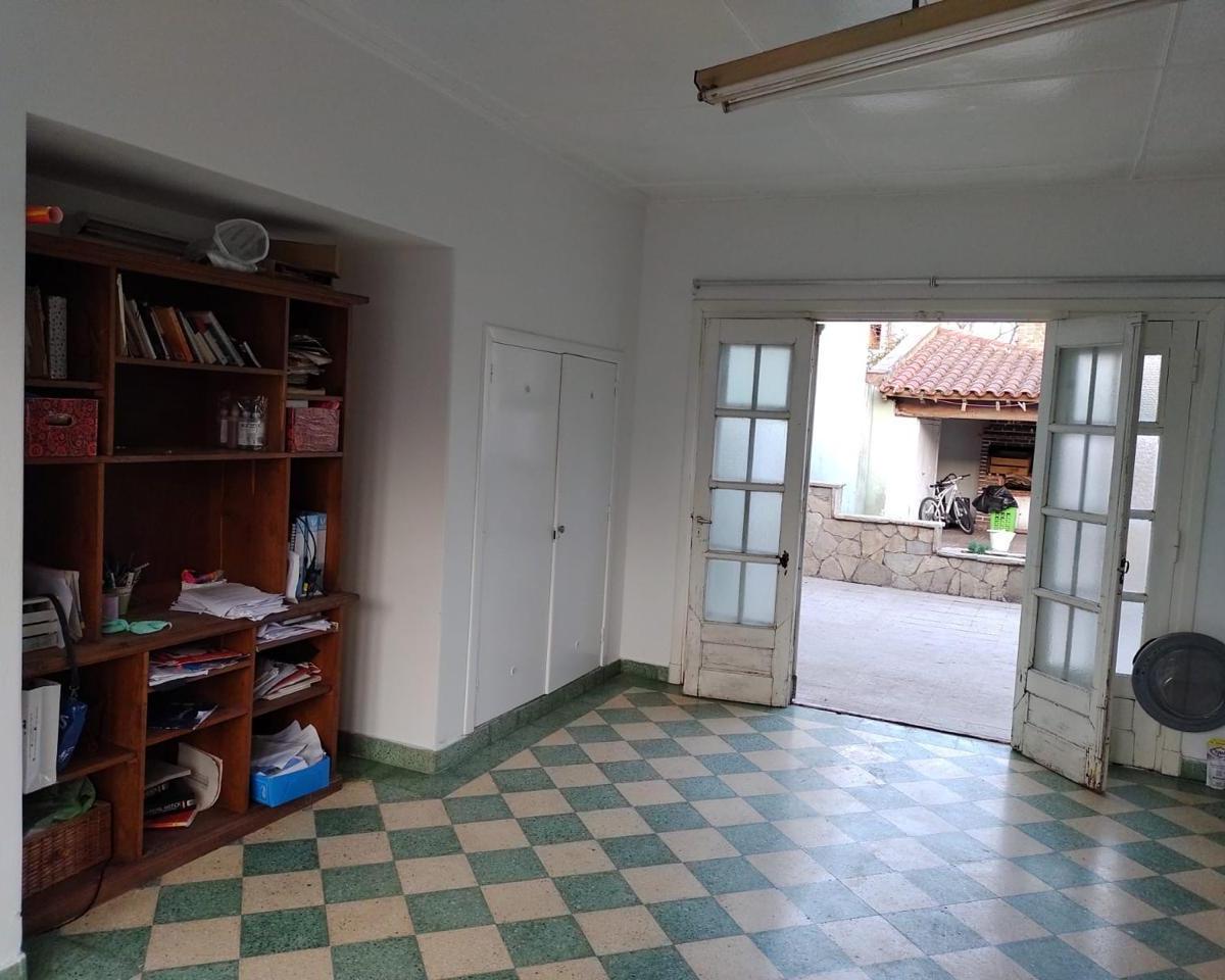 Casa en El Centro de Cañuelas en Calle Lara y Sarmiento 2