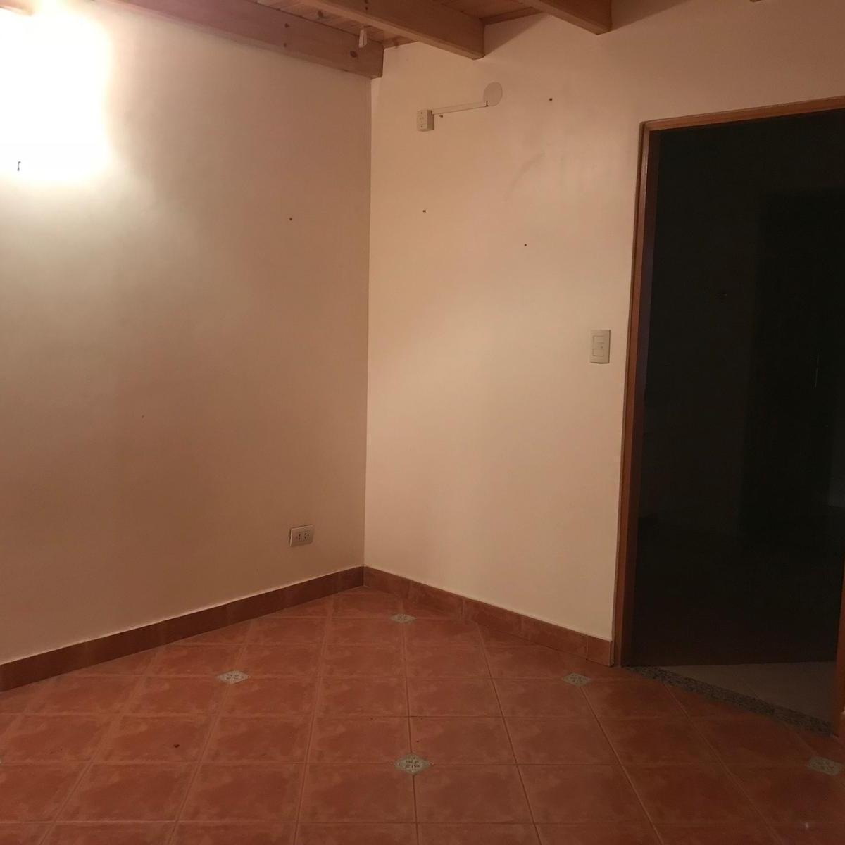 Espectacular Departamento en Calle 9 de Julio 2051, Entre Juan Xxiii y Roca. 2