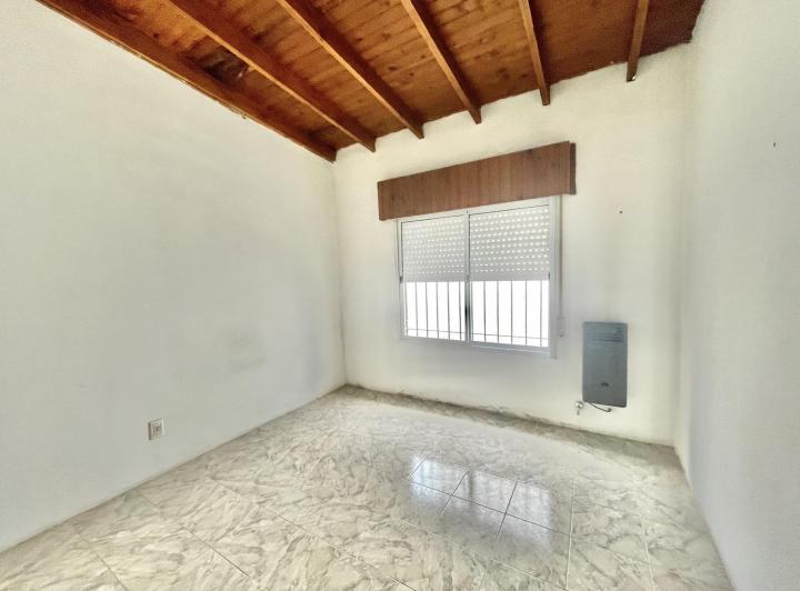 Importante Edificio Comercial en calle Del Carmen 1168, Cañuelas 2