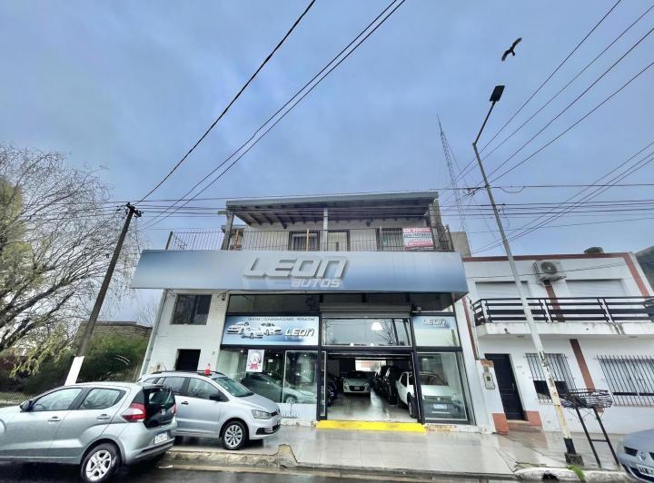 Importante Edificio Comercial en calle Del Carmen 1168, Cañuelas 3
