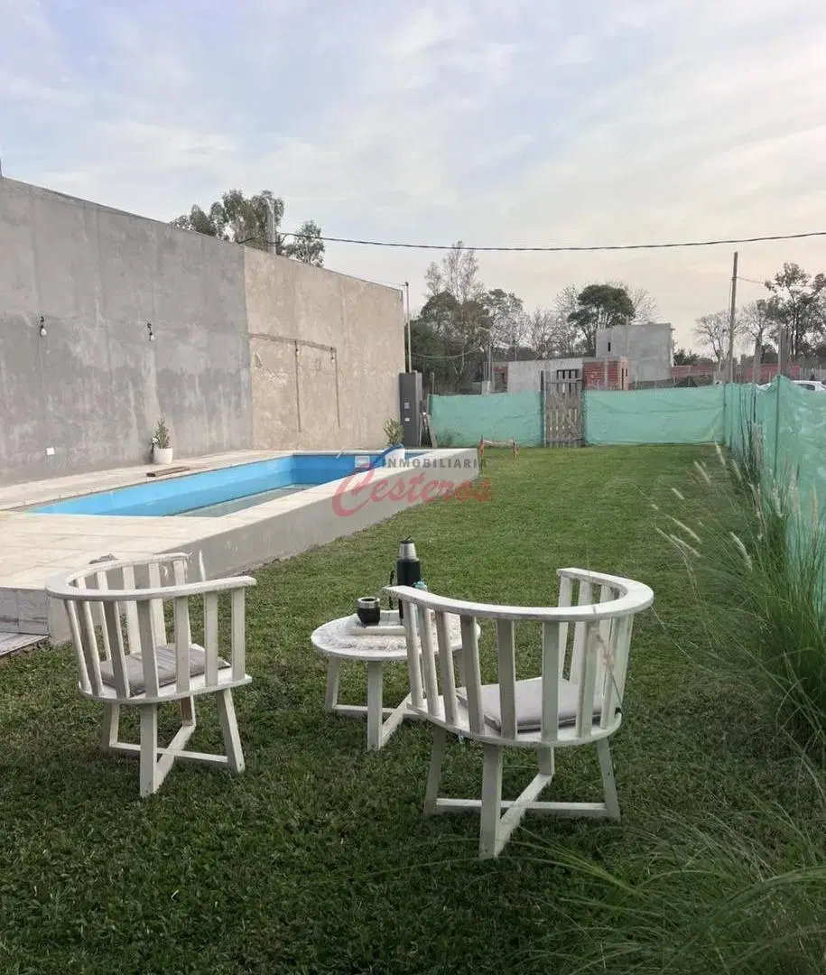 Quincho con pileta Calle interna Barrio Abierto Petion Chico 5