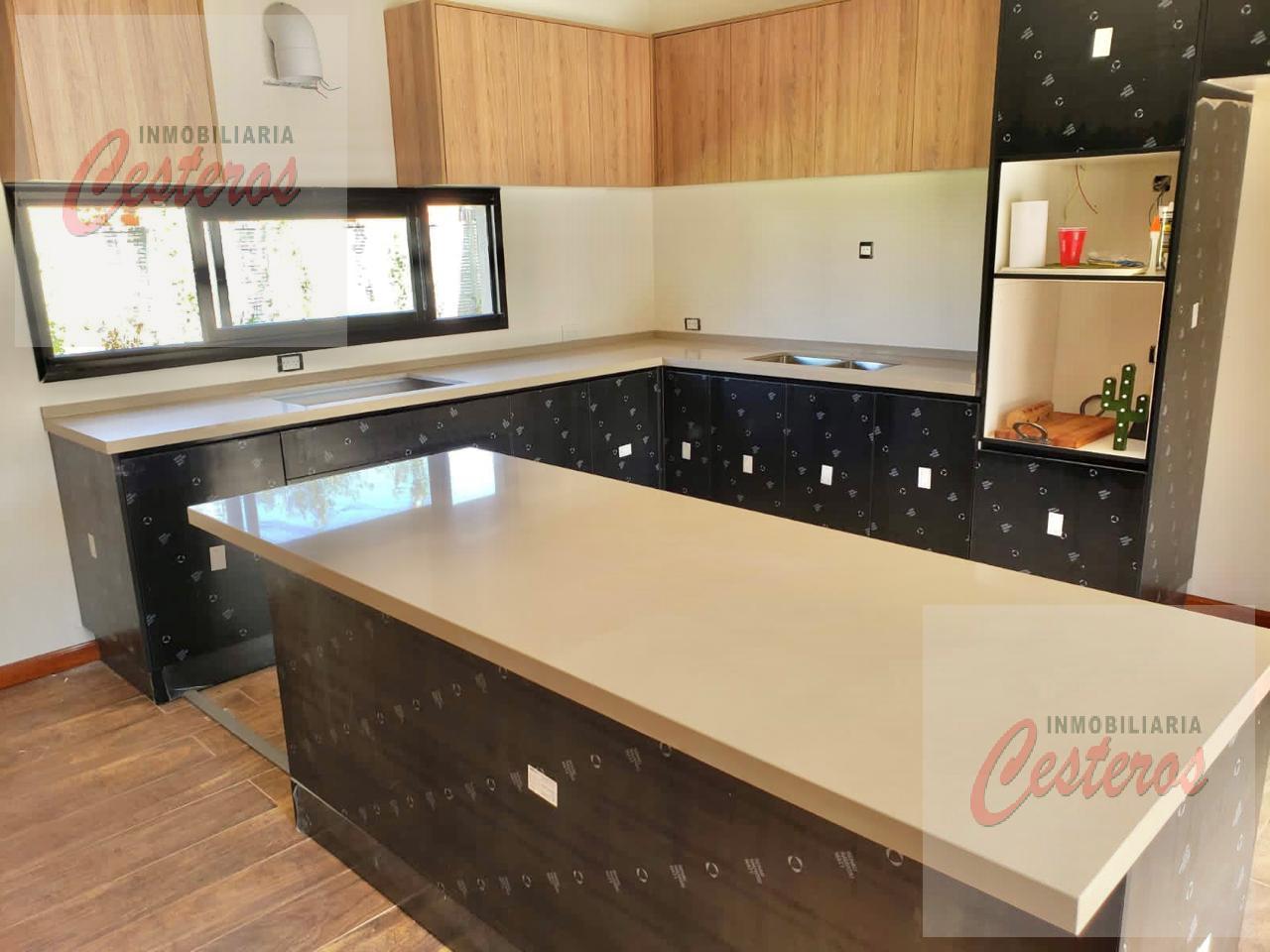 Foto de Casa en Santa Cruz al 400, entre Berrueta y Monseñor Shell, imagen 4