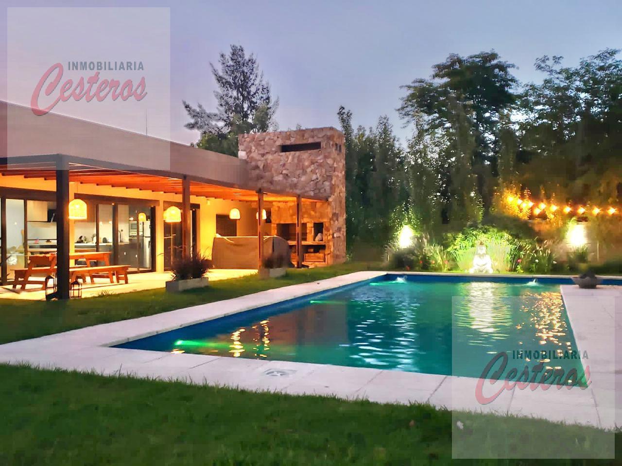 Foto de Casa en Santa Cruz al 400, entre Berrueta y Monseñor Shell, imagen 2