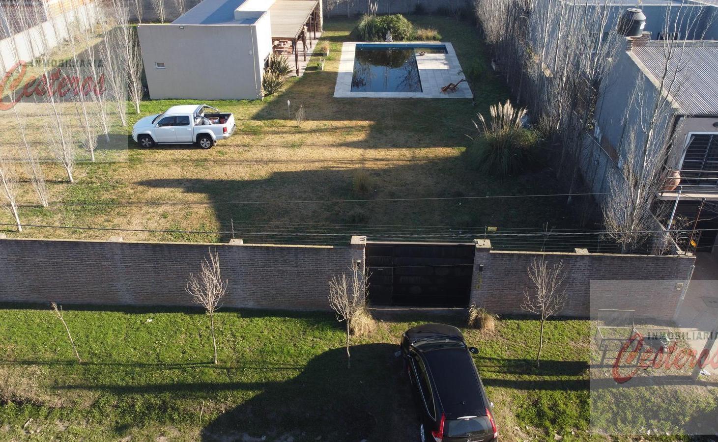 Foto de Casa en Santa Cruz al 400, entre Berrueta y Monseñor Shell, imagen 1