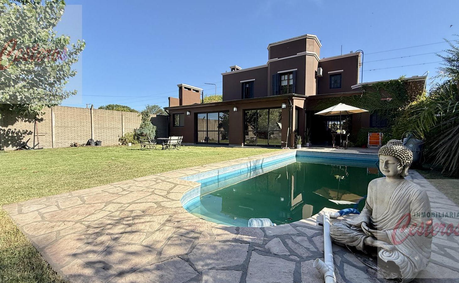 Foto de VENTA Casa 5 Ambientes (250m2) con Pileta sobre calle Pellegrini al, imagen 1