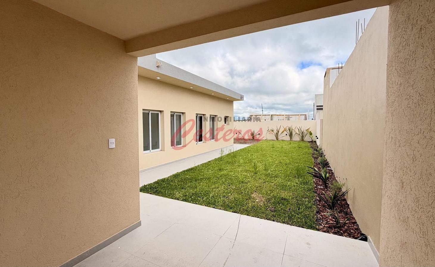 Foto de Casa a Estrenar 2 dormitorios con suite y vestidor — Petión Chico, imagen 4