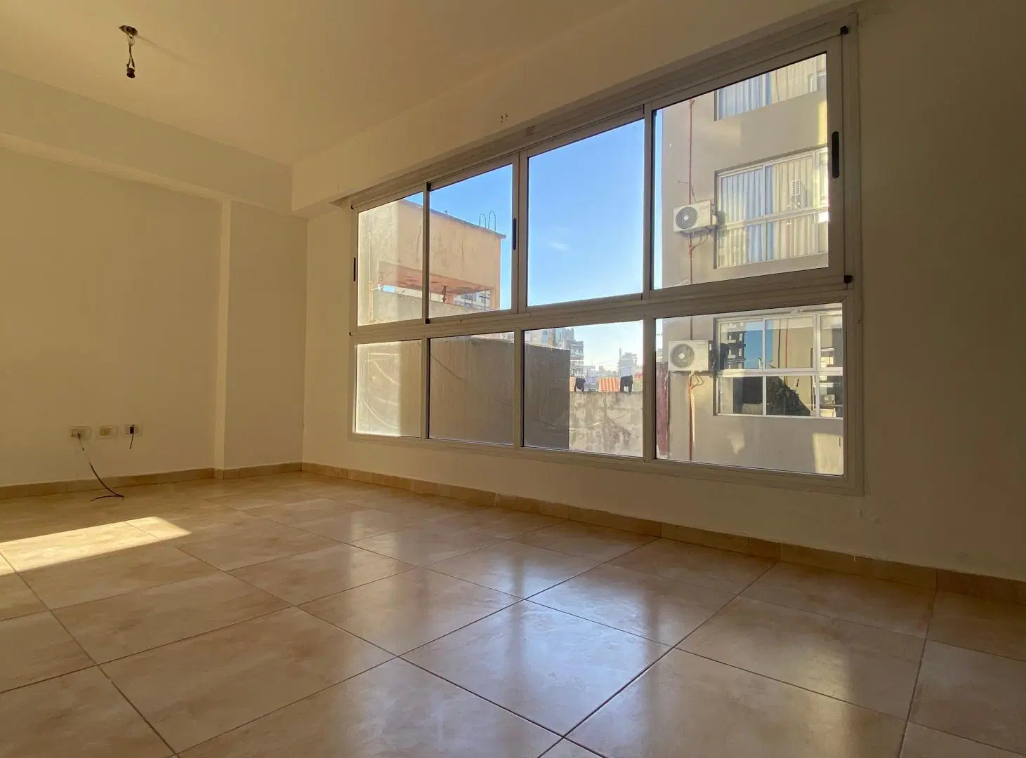 Monoambiente en venta en Lanús Este 3