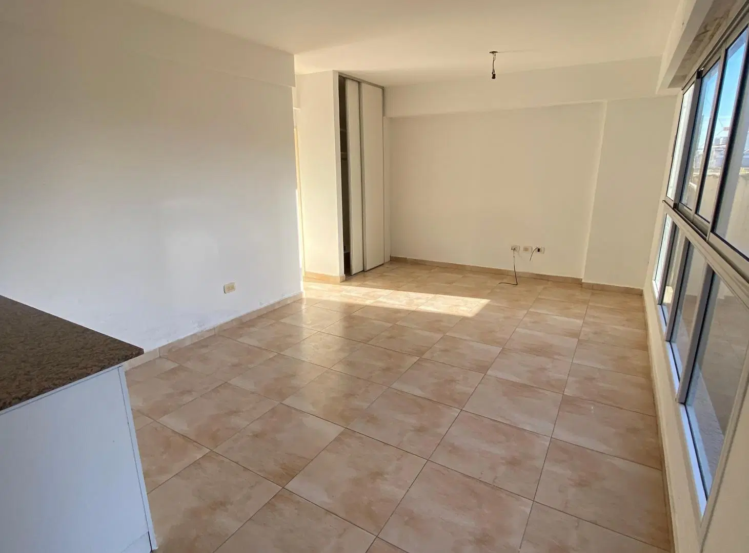 Monoambiente en venta en Lanús Este 4