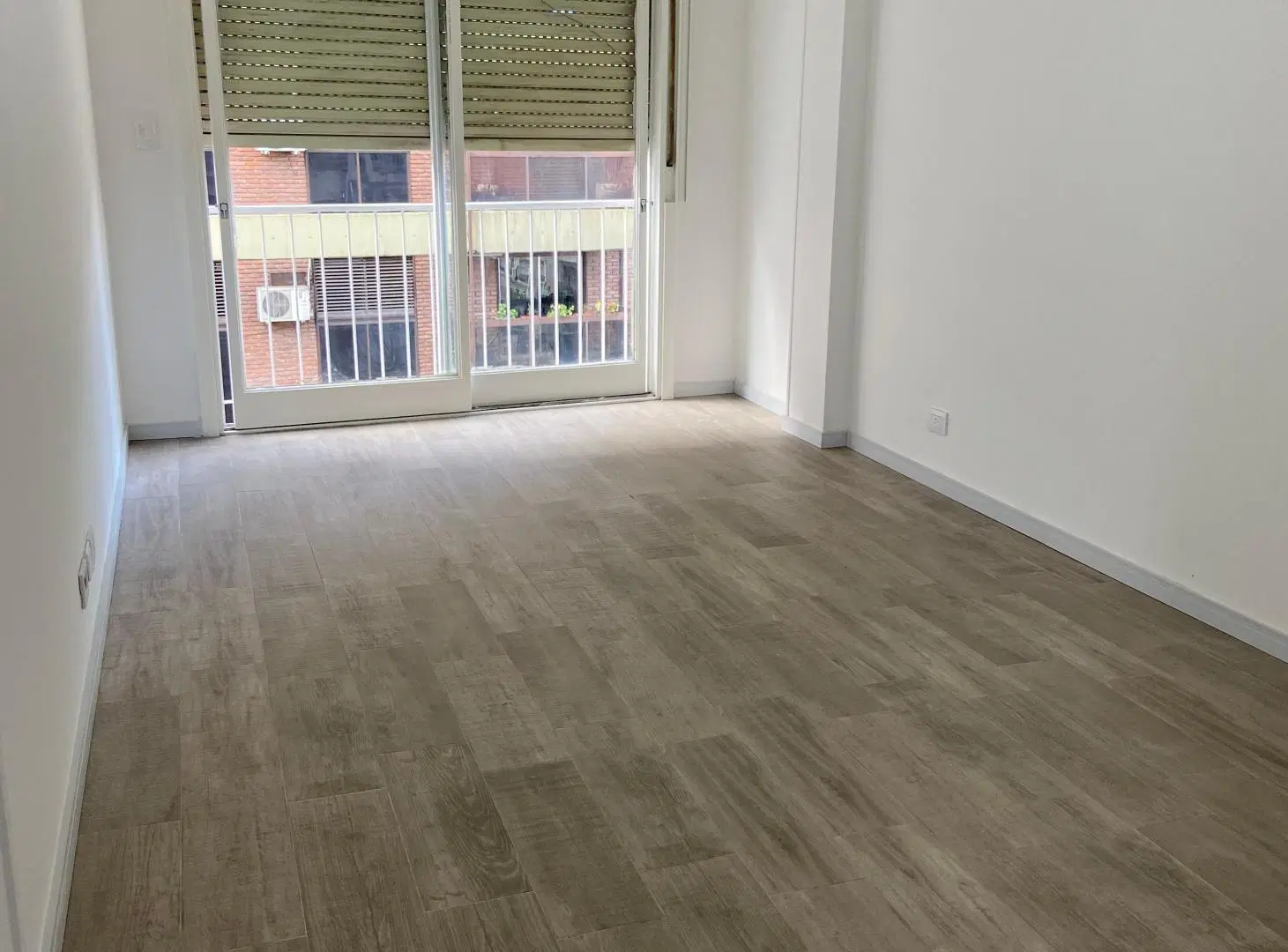Departamento dos ( 2 ) ambientes dormitorio en alquiler en Lanús Oeste 2