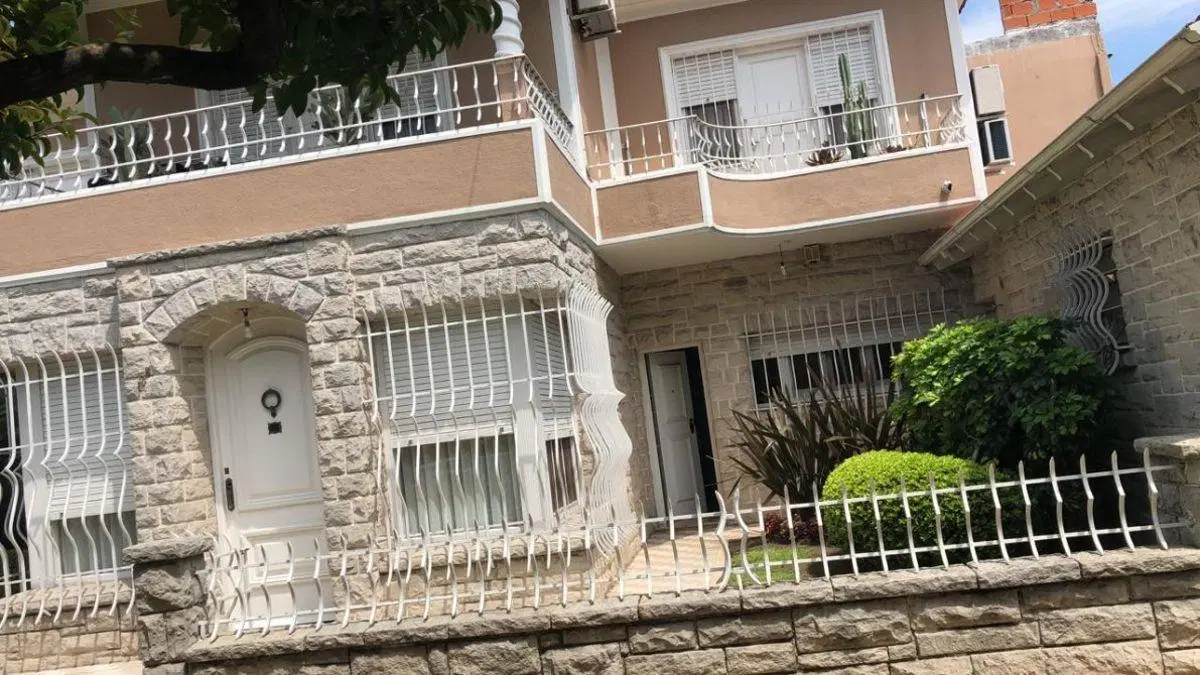 HERMOSO CHALET EN 2 PLANTAS - EXCELENTE UBICACIÓN. 5